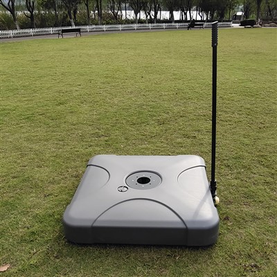 Ist ein großer Shelta-Schirmständer aus Kunstharz für einen Doppelschirm geei...